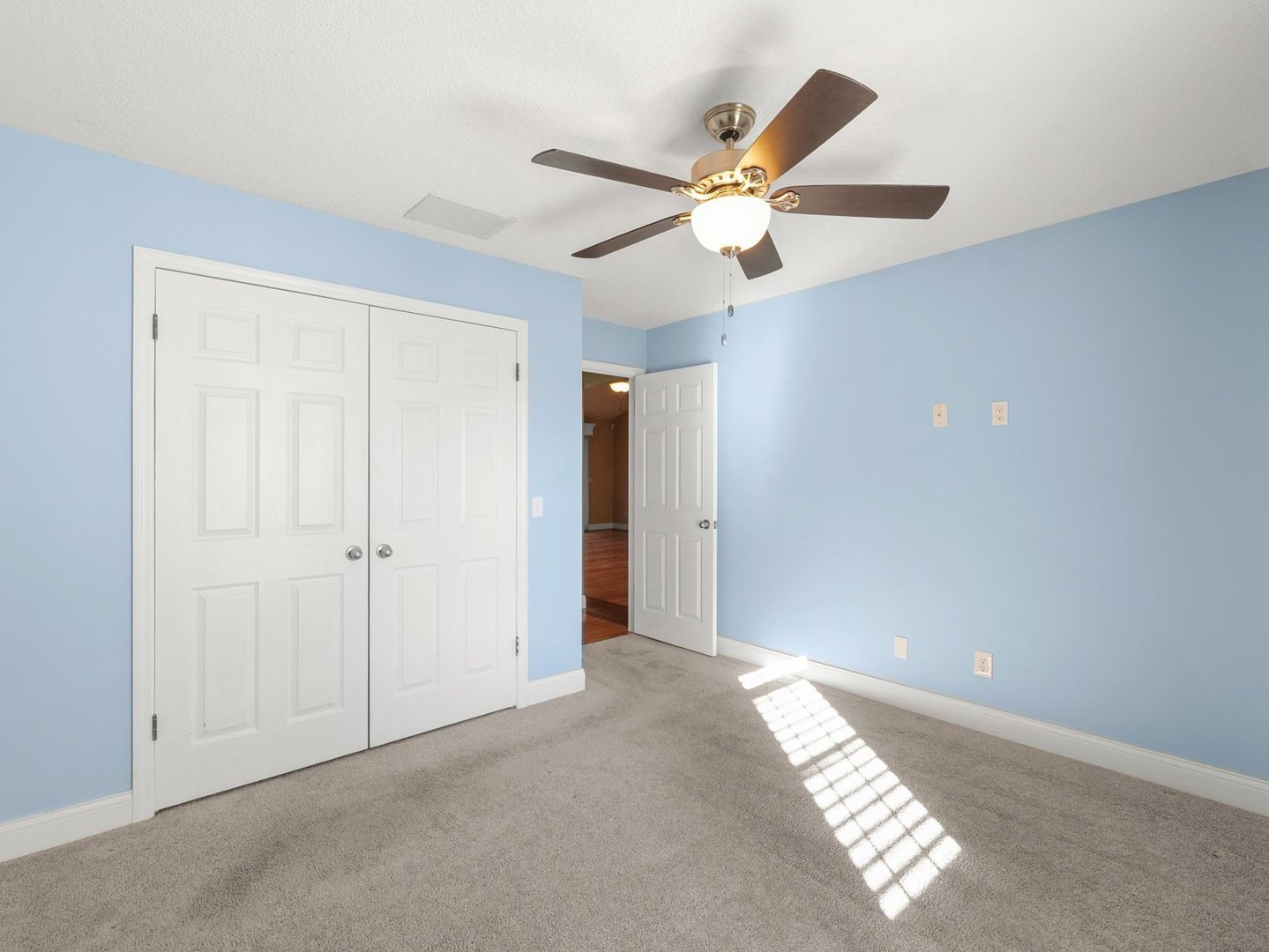 1901 Lakeside Drive, Unit B Champaign, IL 61821 - Photo 19 of 26 a view of an empty room