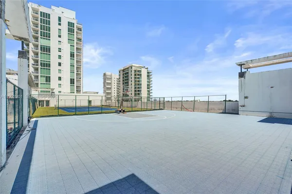 $11,995 | 7928 East Drive, Unit 106, North Bay Village, FL 33141