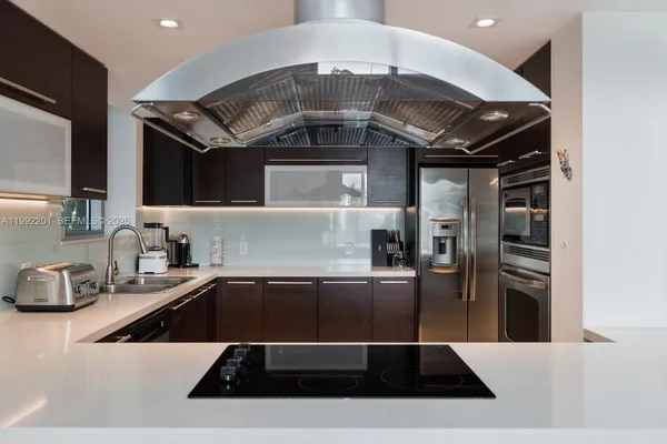 $11,995 | 7928 East Drive, Unit 106, North Bay Village, FL 33141