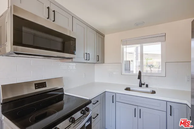 $2,491 | 1623 Arlington Avenue, Unit B, Torrance, CA 90501