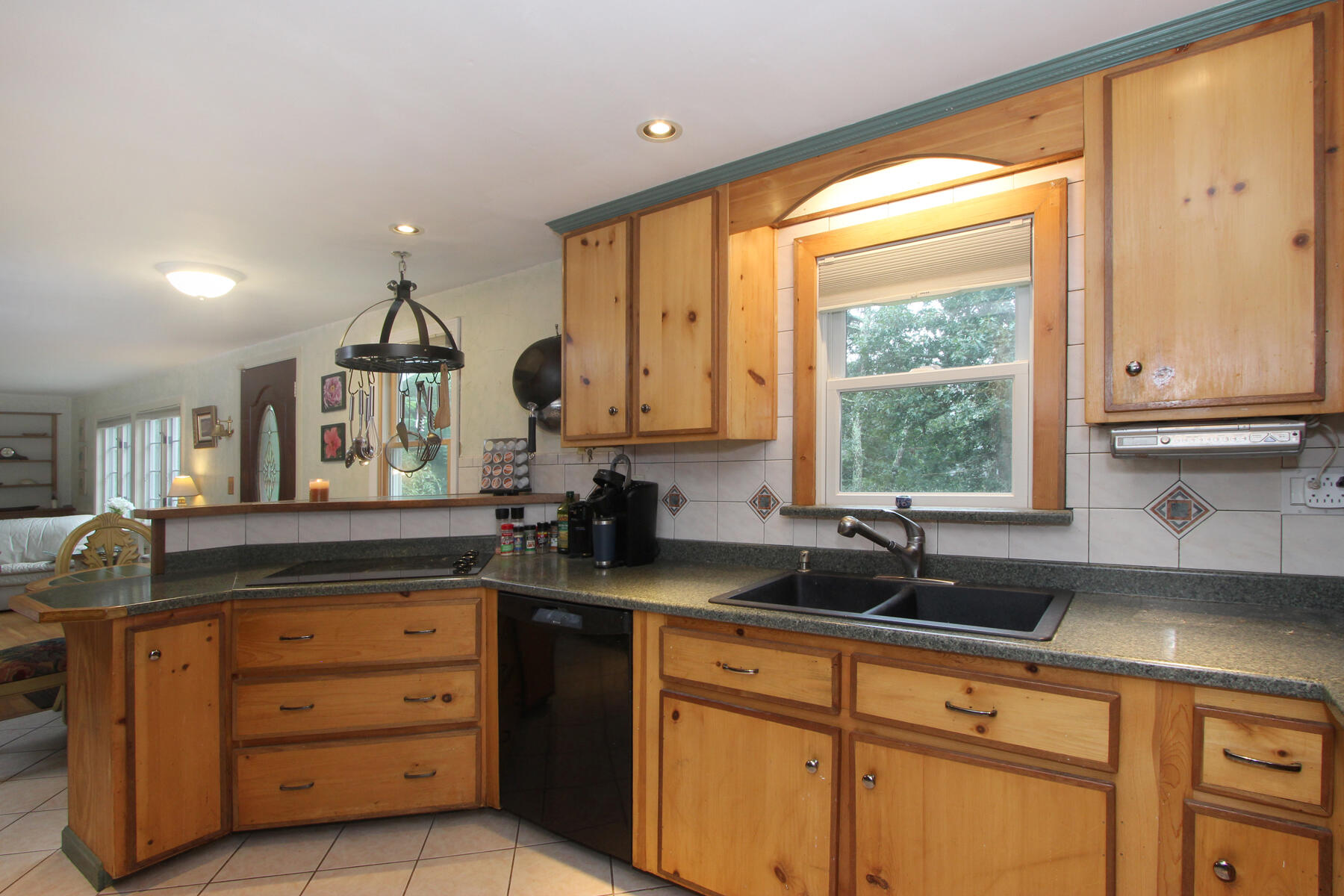 866 Queen Anne Road Harwich, MA 02645 - Photo 11 of 30 Kitchen