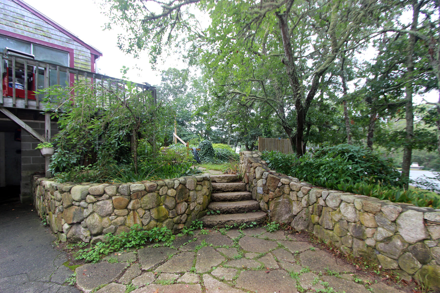 866 Queen Anne Road Harwich, MA 02645 - Photo 4 of 30 Walkway