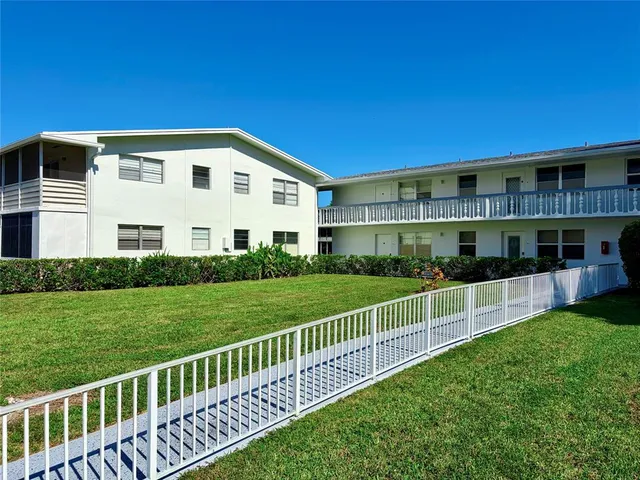 $119,500 | 69 Harwood Crescent, Unit 69, Deerfield Beach, FL 33442