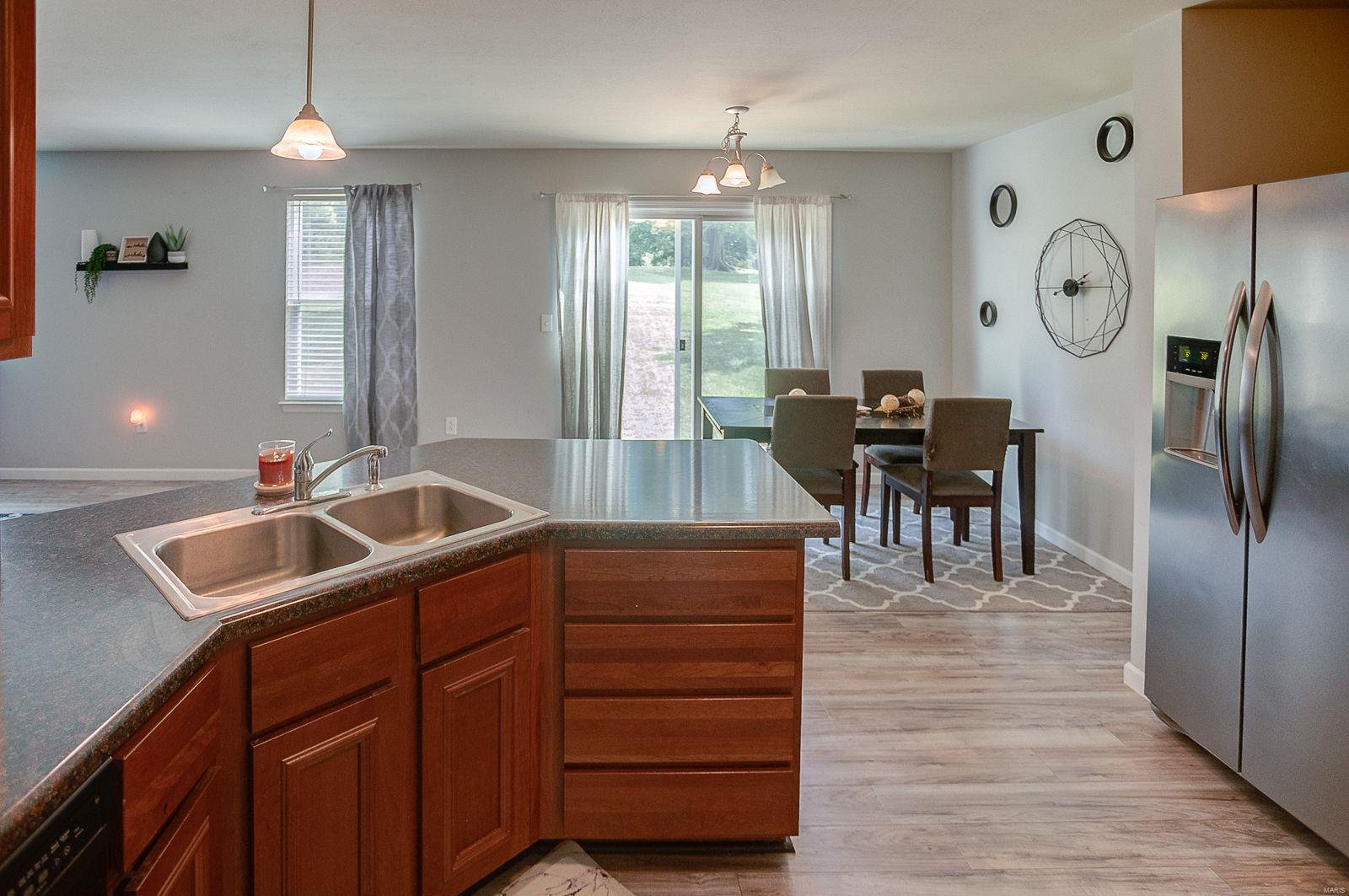 118 Shiloh Ridge Drive Belleville, IL 62221 - Photo 10 of 18