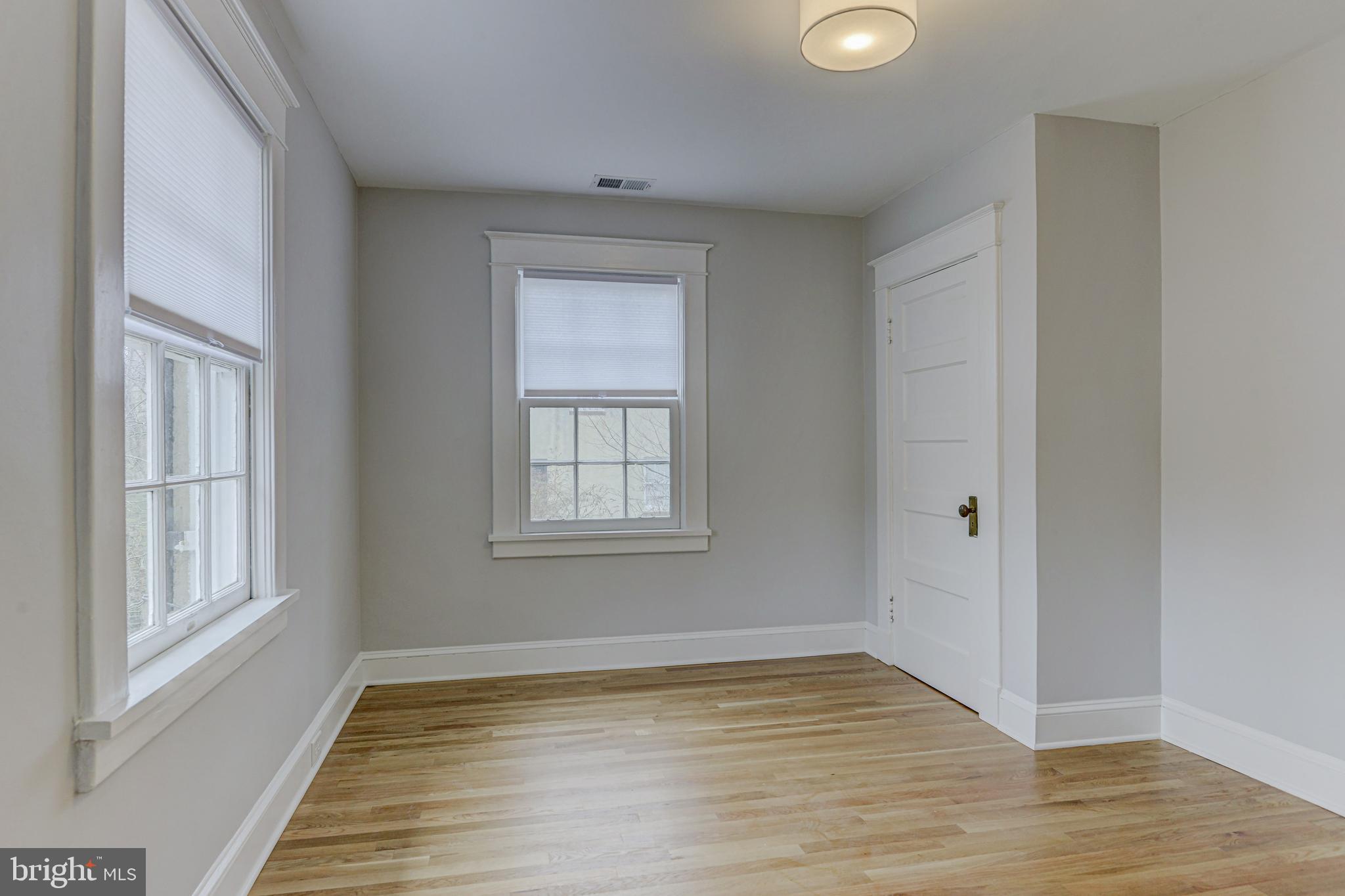 13 Englewood Road Baltimore, MD 21210 - Photo 49 of 63