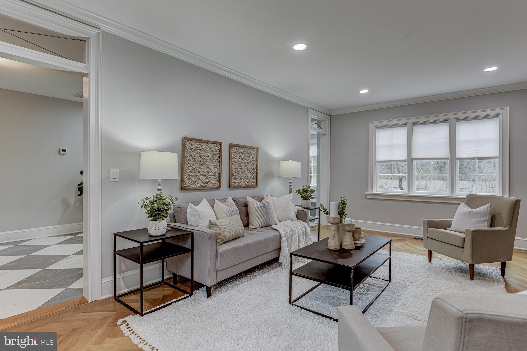 13 Englewood Road Baltimore, MD 21210 - Photo 10 of 63