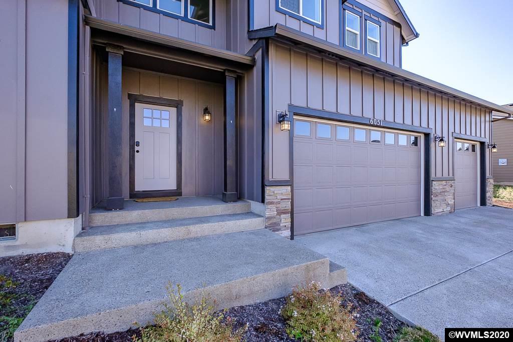 6051 Northeast Tuscan Loop Albany, OR 97321 - Photo 2 of 38