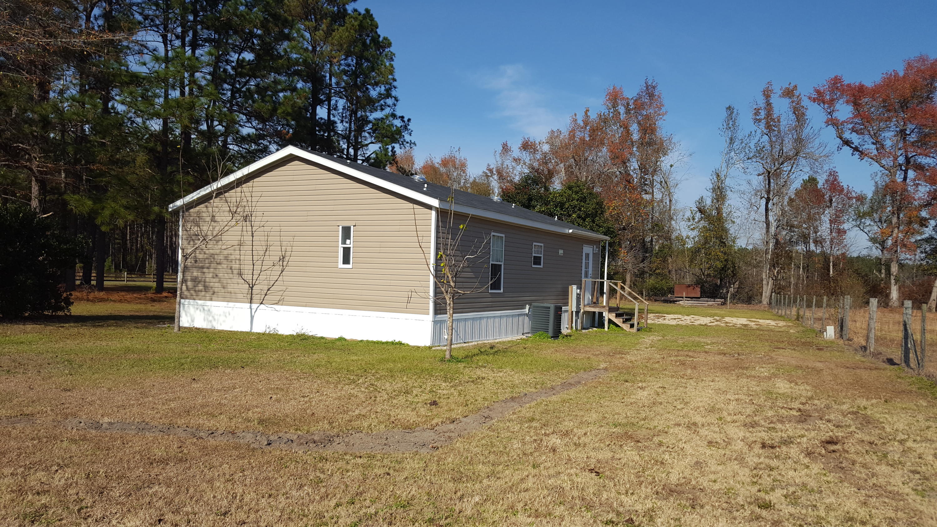 468 Strickland Farm Road Smoaks, SC 29481 - Photo 25 of 71 371