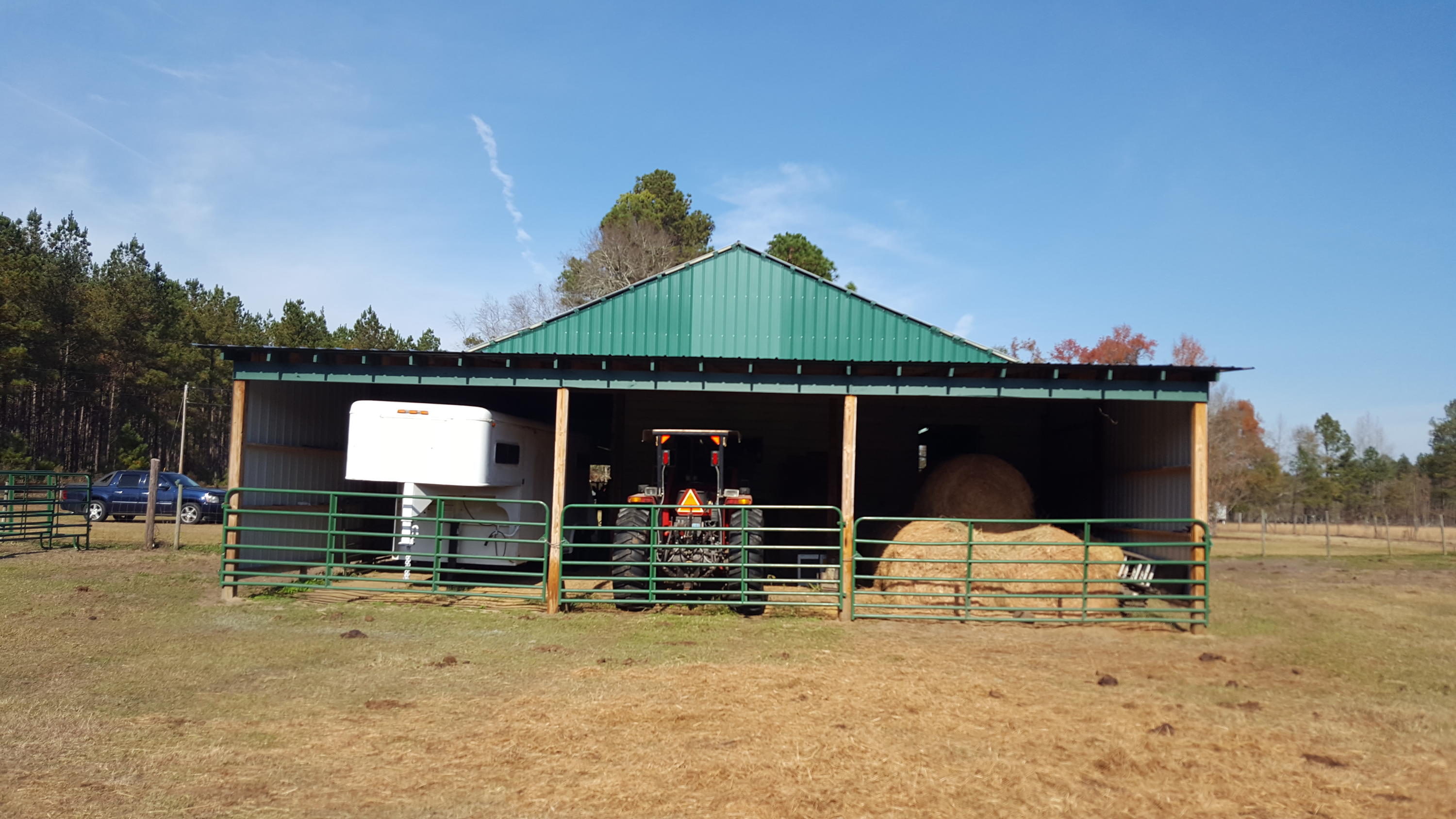 468 Strickland Farm Road Smoaks, SC 29481 - Photo 5 of 71 391