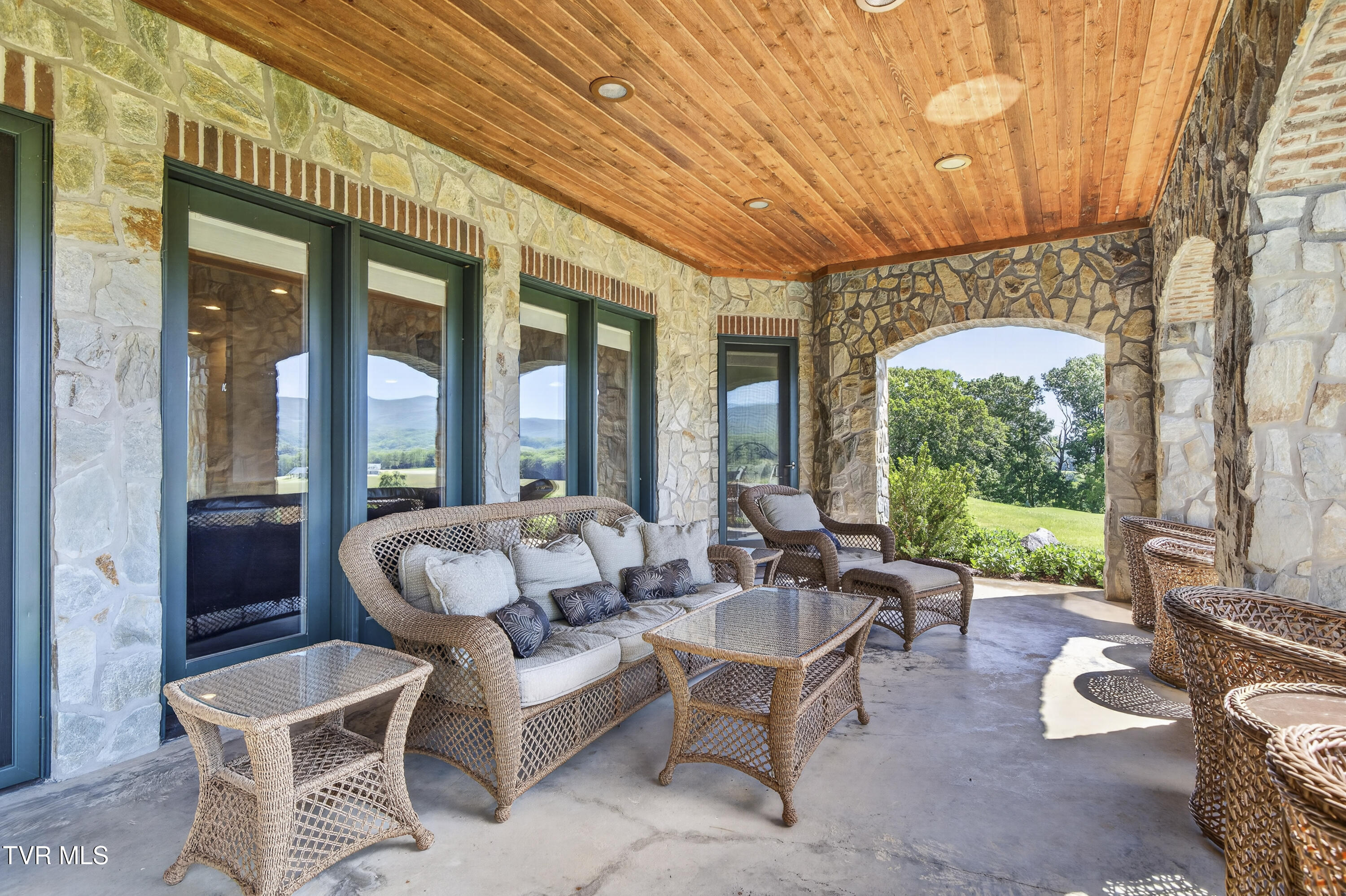 15277 Bishop Road Chilhowie, VA 24319 - Photo 63 of 92 15277-Bishop-Rd-Chilhowie-VA Cynthia-Rou