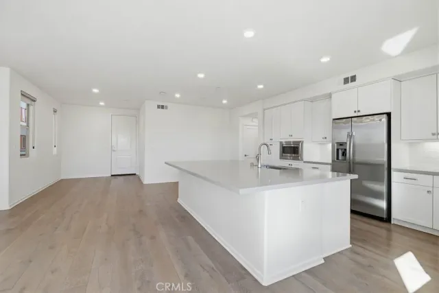 $4,995 | 130 Tribeca, Irvine, CA 92606