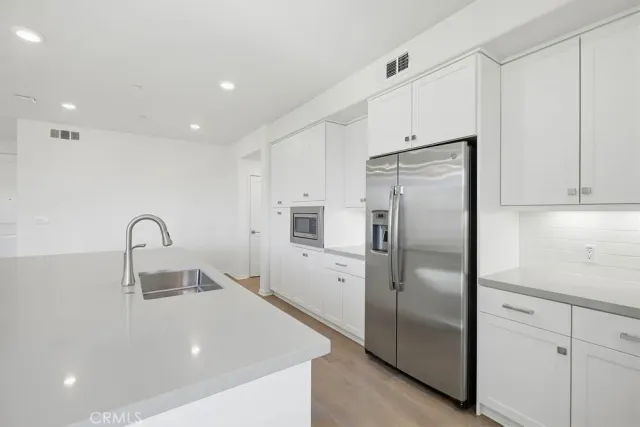 $4,995 | 130 Tribeca, Irvine, CA 92606