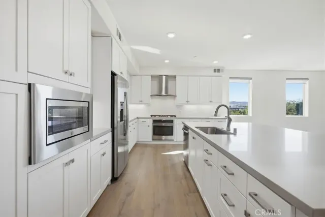 $4,995 | 130 Tribeca, Irvine, CA 92606