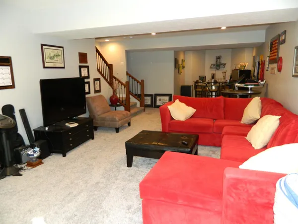 $549,900 | 903 West Baywood Drive, Bloomington, IN 47403