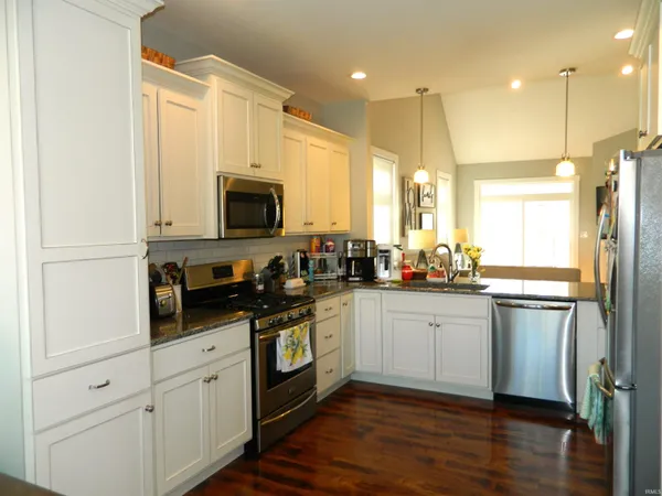 $549,900 | 903 West Baywood Drive, Bloomington, IN 47403