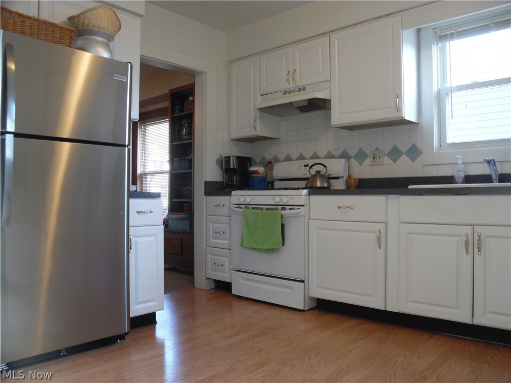 974 Dan Street Akron, OH 44310 - Photo 8 of 16 Gallery Image 8