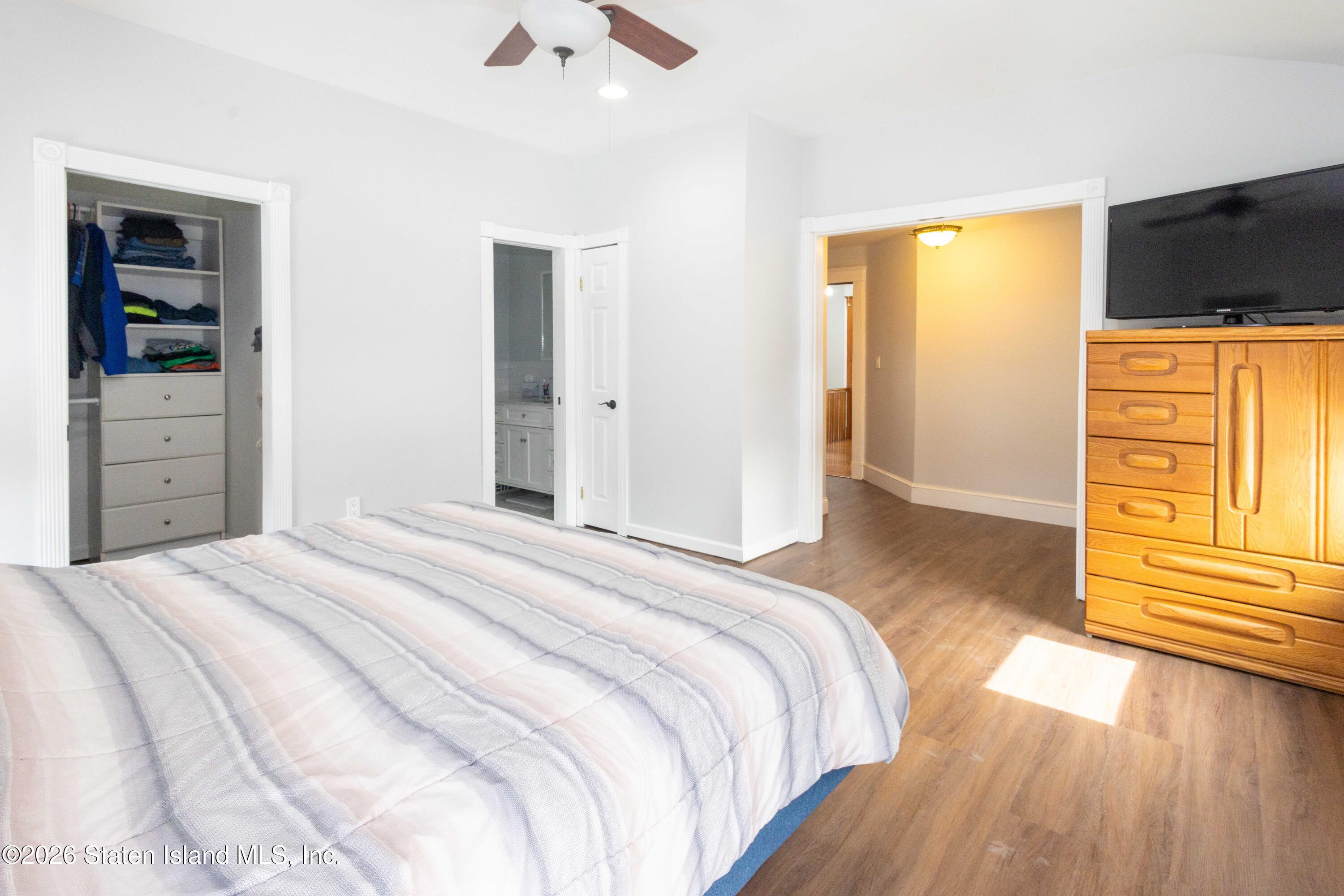 664 Annadale Road Staten Island, NY 10312 - Photo 22 of 43 6F1A4846