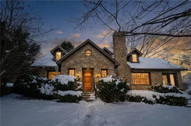 $319,900 | 388 High Street, Somerset, PA 15501