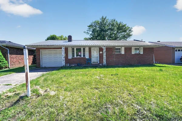$150,000 | 1752 Waldo Drive, Ironton, OH 45638