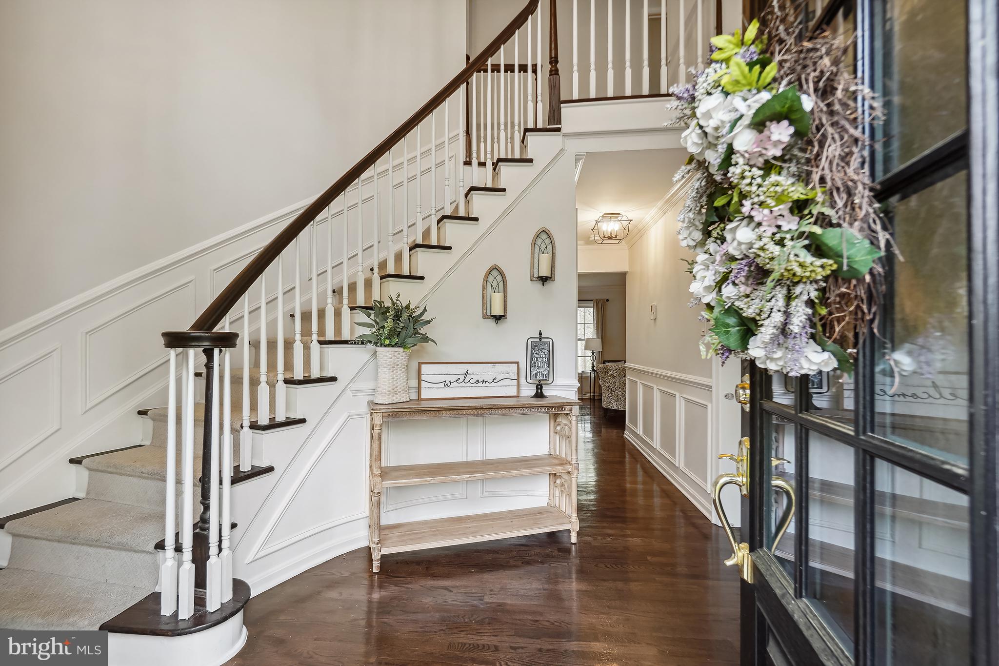 11007 Raccoon Ridge Court Reston, VA 20191 - Photo 4 of 55