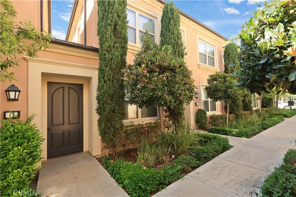 $3,800 | 42 Talisman, Irvine, CA 92620
