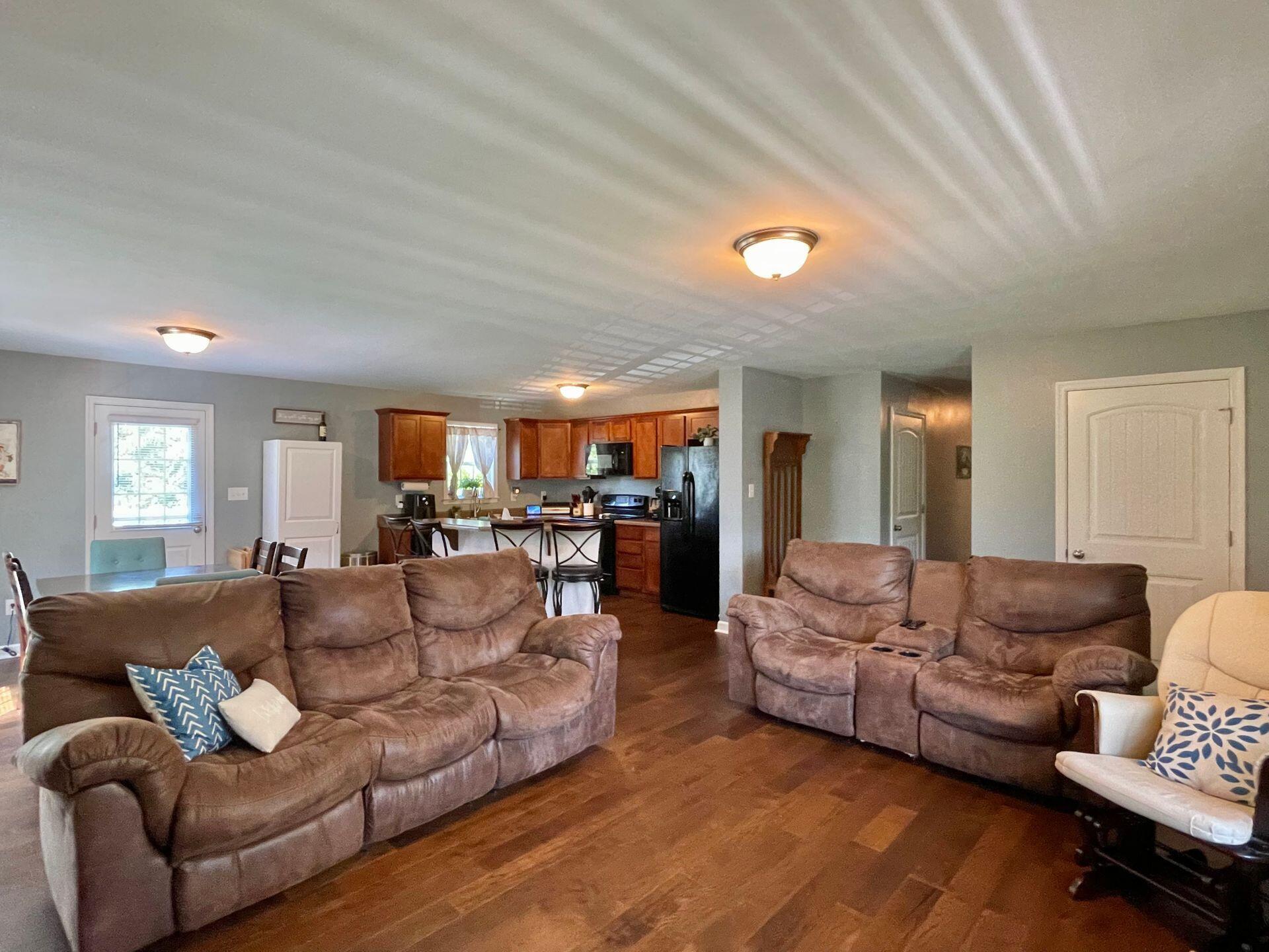 51 Fields Avenue Blue Ridge, VA 24064 - Photo 11 of 69 Great Room