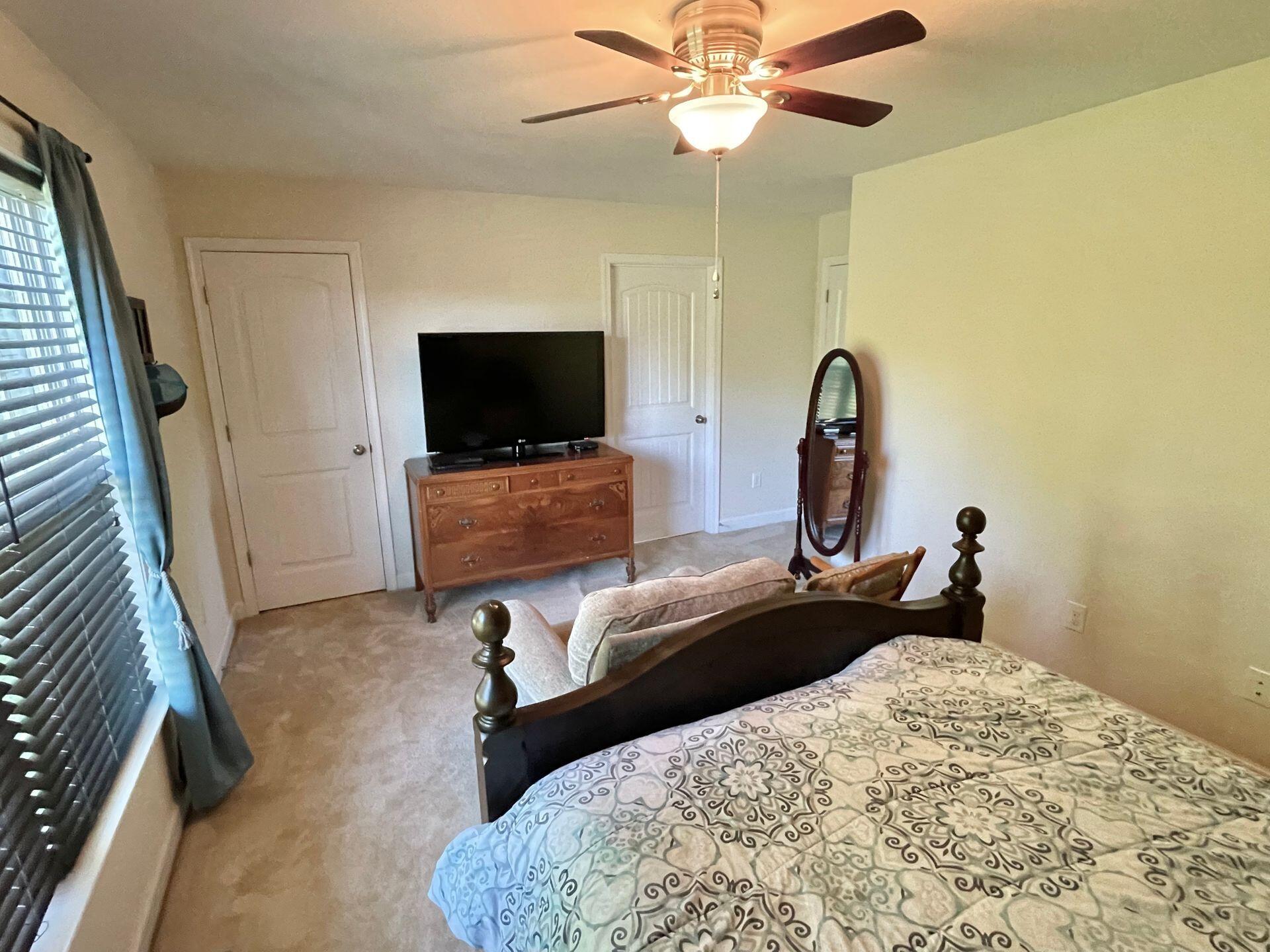 51 Fields Avenue Blue Ridge, VA 24064 - Photo 24 of 69 Master Bedroom