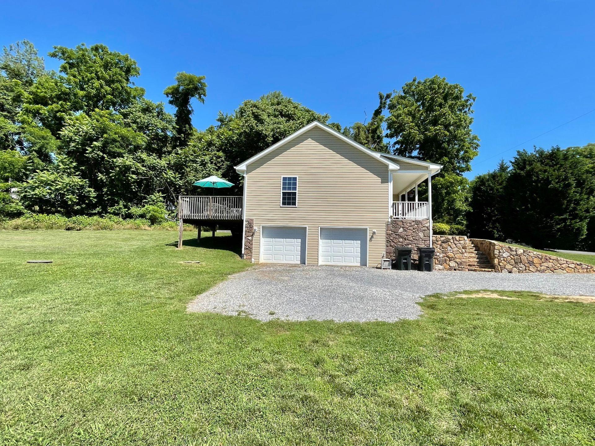 51 Fields Avenue Blue Ridge, VA 24064 - Photo 65 of 69 Garage View