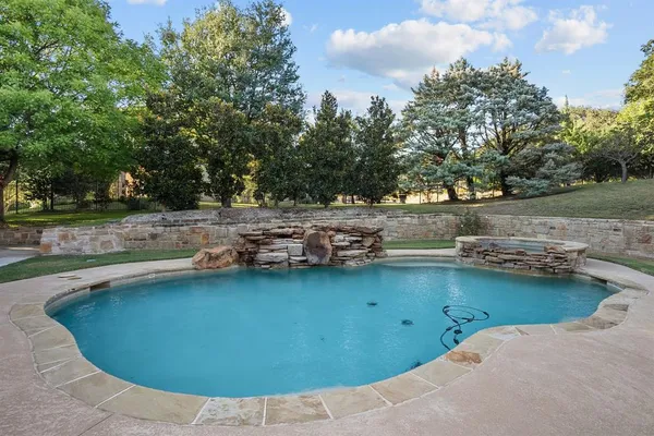 a view of a lake with outdoor space