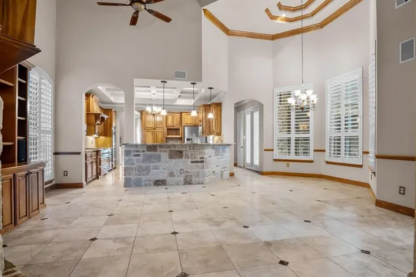 a view of a livingroom with furniture