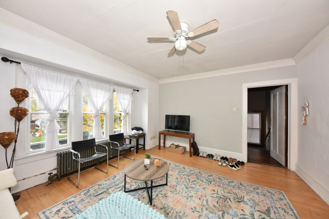 2928 North Farwell Avenue, Unit 2930 Milwaukee, WI 53211 - Photo 16 of 43 Photo 28