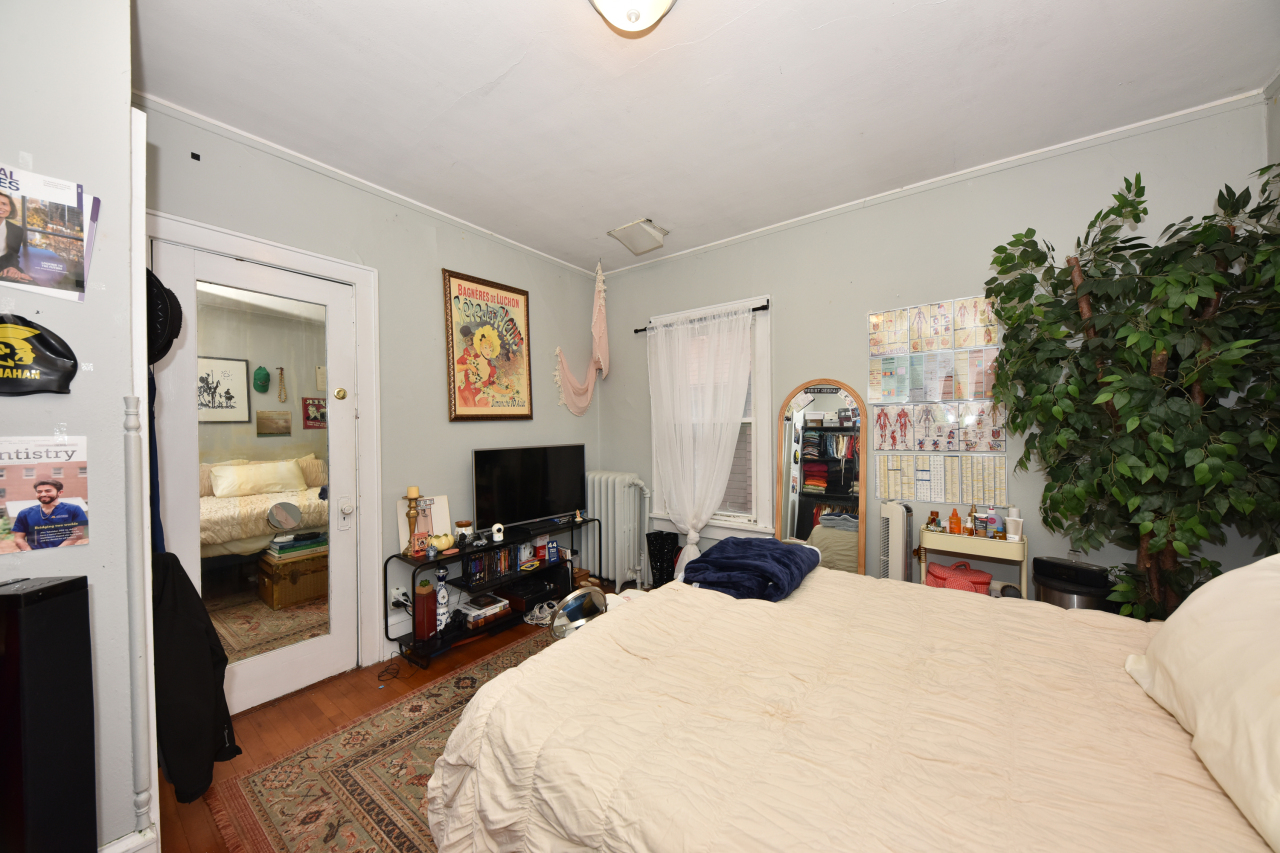 2928 North Farwell Avenue, Unit 2930 Milwaukee, WI 53211 - Photo 19 of 43 Photo 31