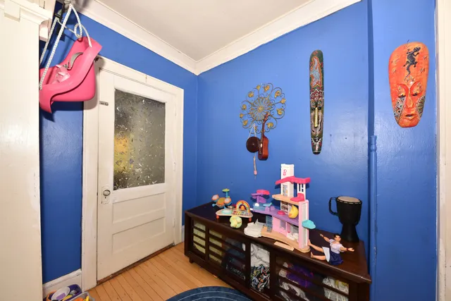 $489,000 | 2928 North Farwell Avenue, Unit 2930, Milwaukee, WI 53211