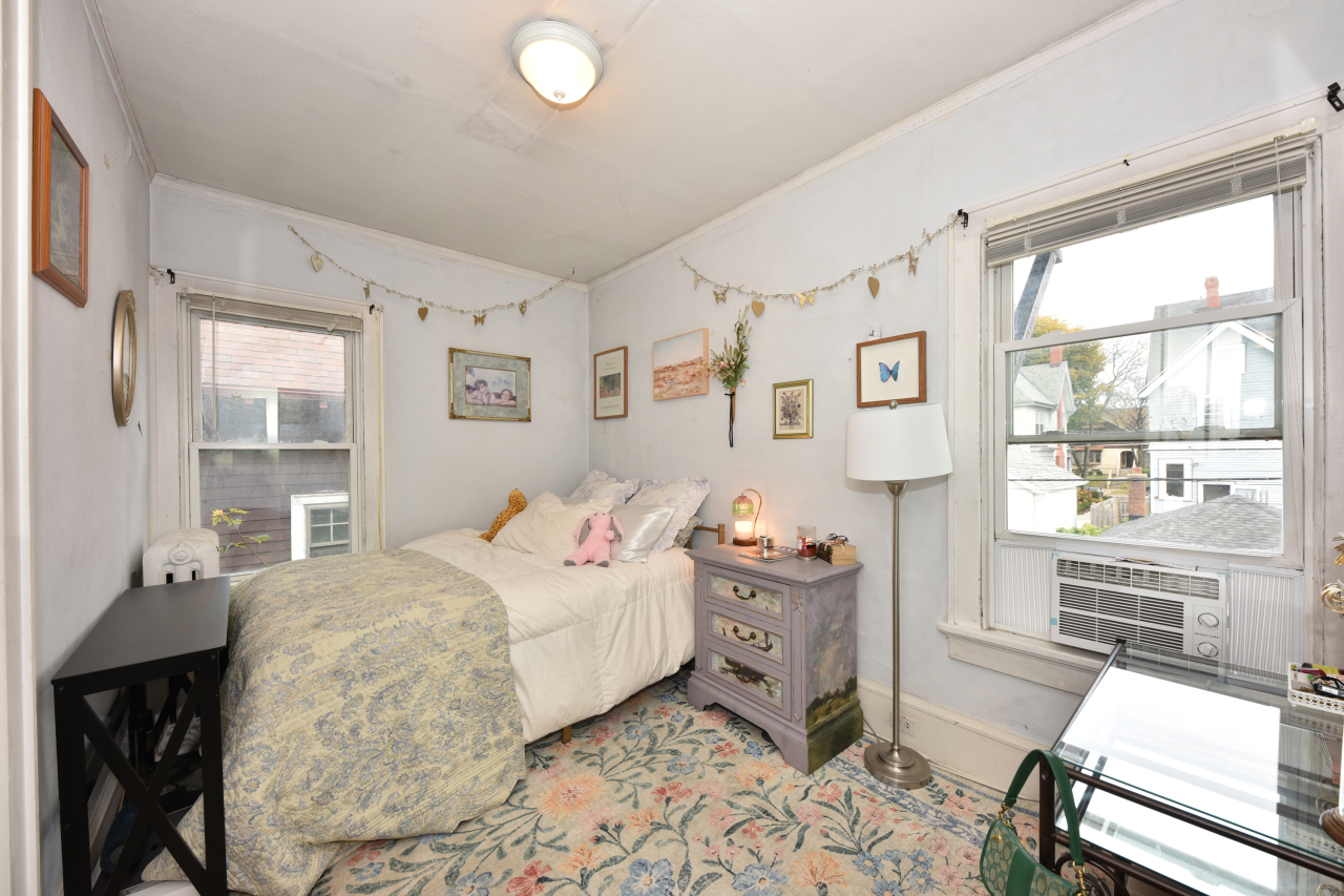 2928 North Farwell Avenue, Unit 2930 Milwaukee, WI 53211 - Photo 23 of 43 Photo 35