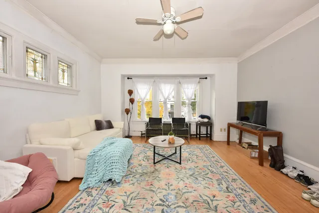 $489,000 | 2928 North Farwell Avenue, Unit 2930, Milwaukee, WI 53211