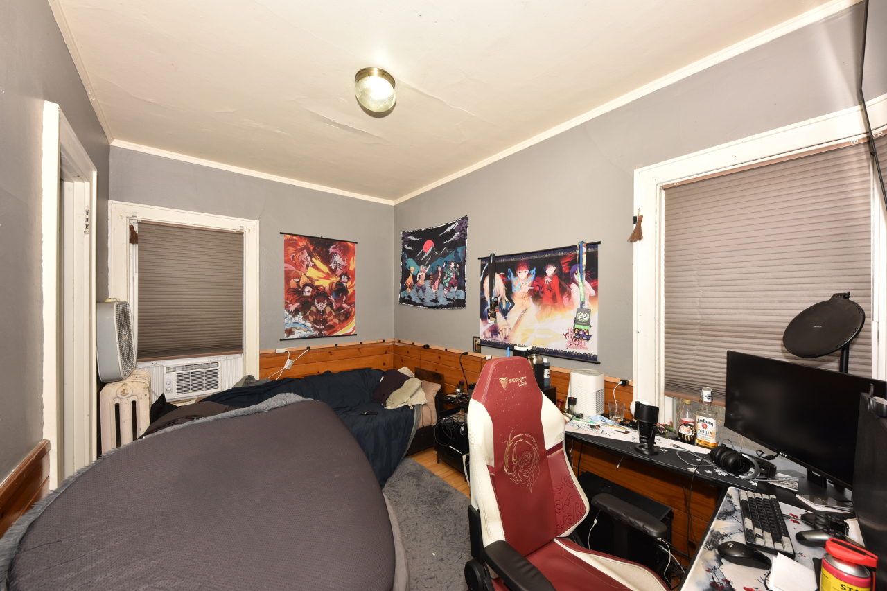 2928 North Farwell Avenue, Unit 2930 Milwaukee, WI 53211 - Photo 3 of 43 Photo 5