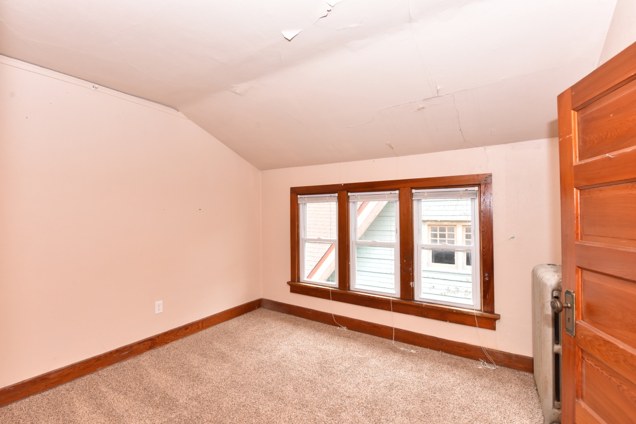 2928 North Farwell Avenue, Unit 2930 Milwaukee, WI 53211 - Photo 34 of 43 Photo 51