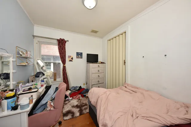 $489,000 | 2928 North Farwell Avenue, Unit 2930, Milwaukee, WI 53211