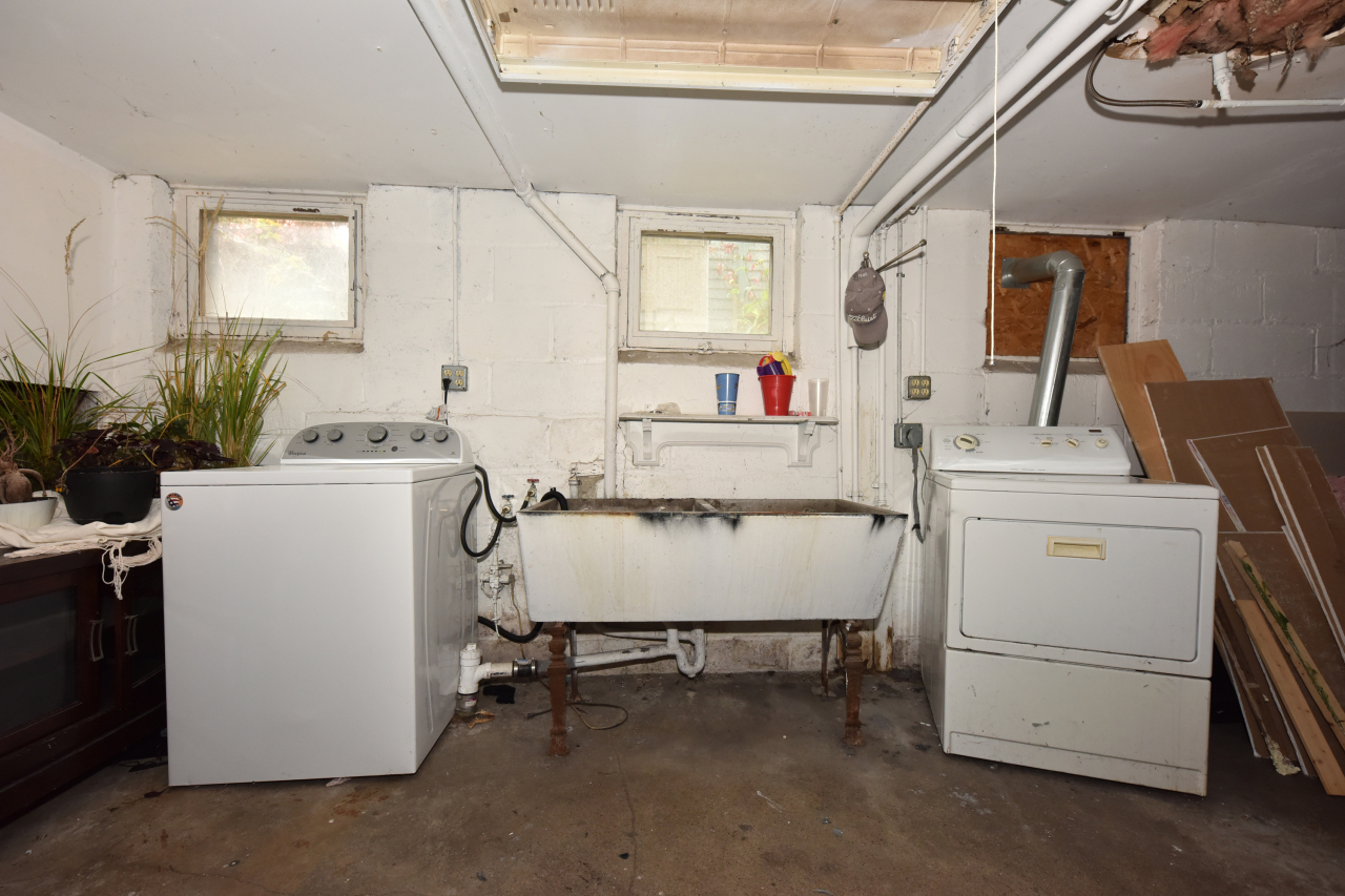 2928 North Farwell Avenue, Unit 2930 Milwaukee, WI 53211 - Photo 40 of 43 Photo 52