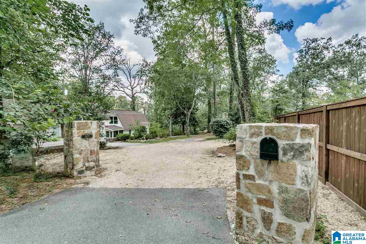 2423 Ridge Crest Lane Birmingham, AL 35243 - Photo 46 of 47