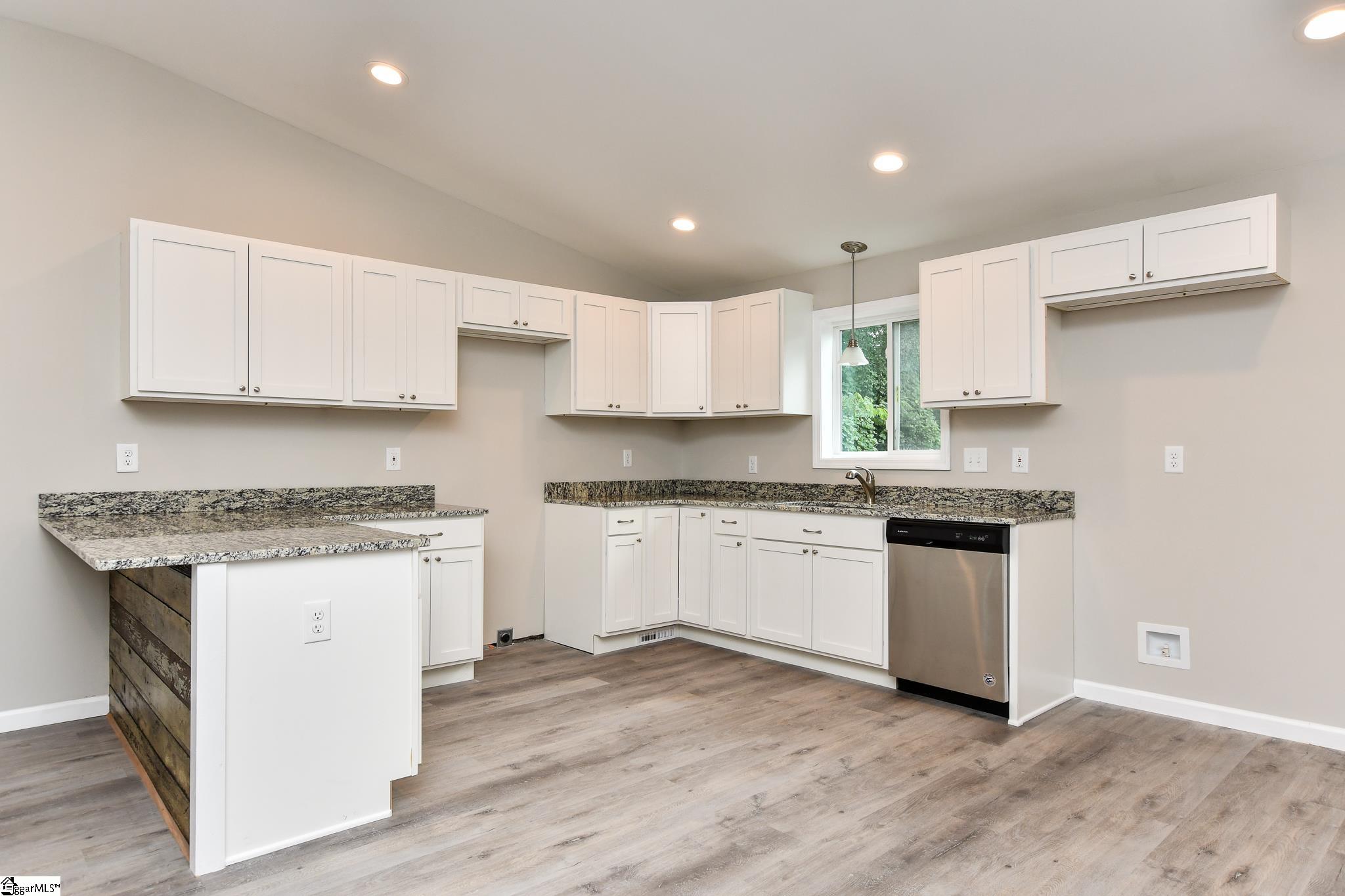 6 Archie Street Piedmont, SC 29673 - Photo 12 of 26 Gallery Image 12