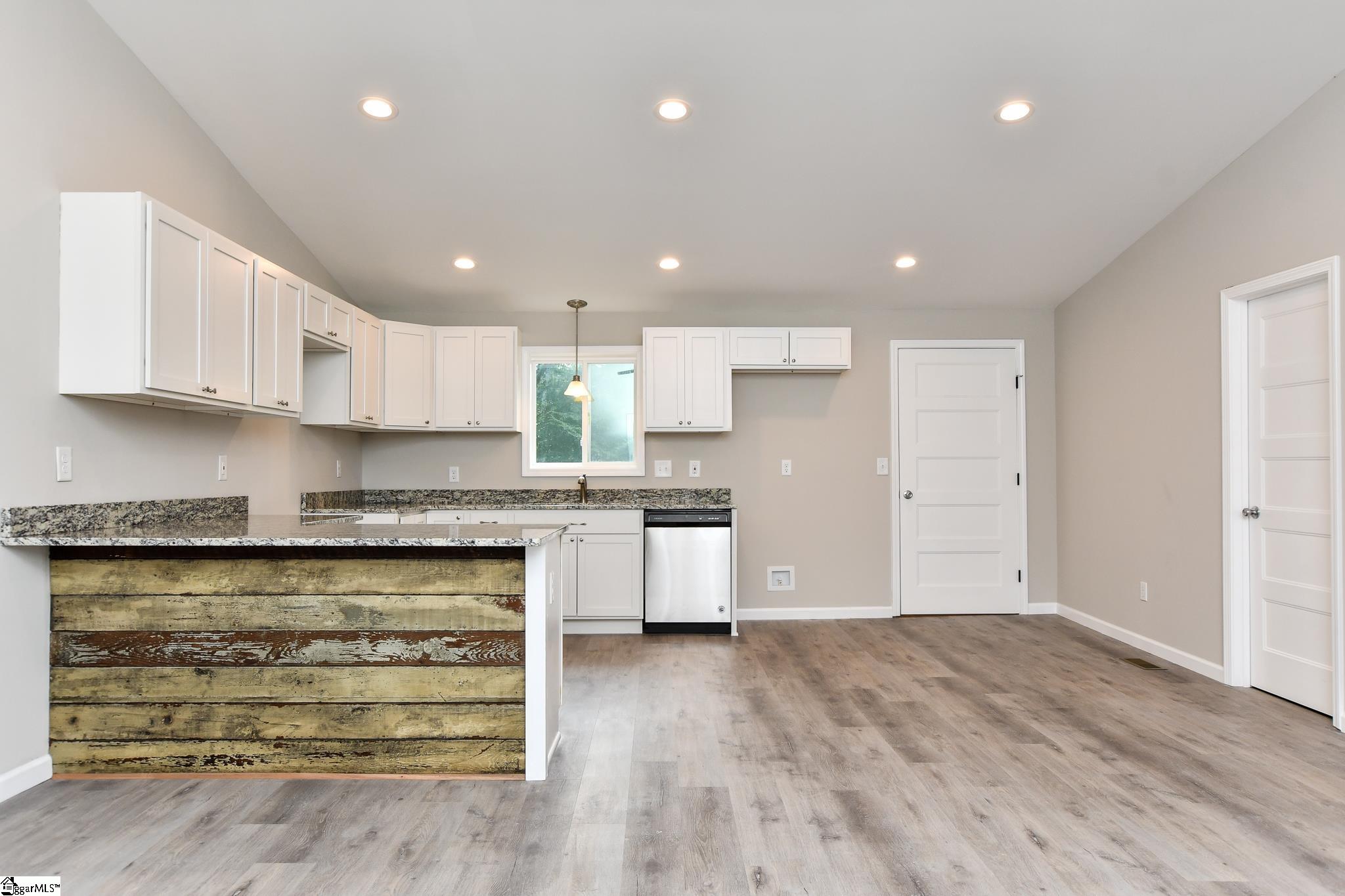 6 Archie Street Piedmont, SC 29673 - Photo 9 of 26 Gallery Image 9