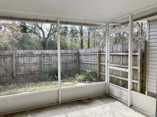 $1,425 | 2470 Trailwood Drive, Cantonment, FL 32533