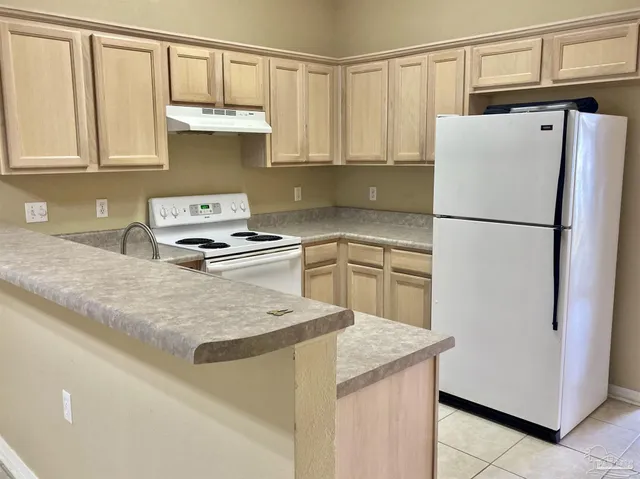 $1,425 | 2470 Trailwood Drive, Cantonment, FL 32533