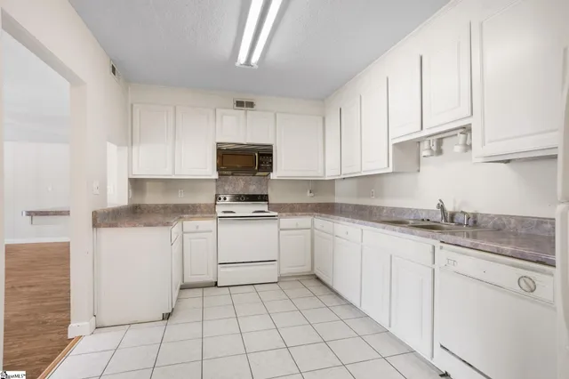 $599,650 | 1 Sheridan Place, Greer, SC 29650