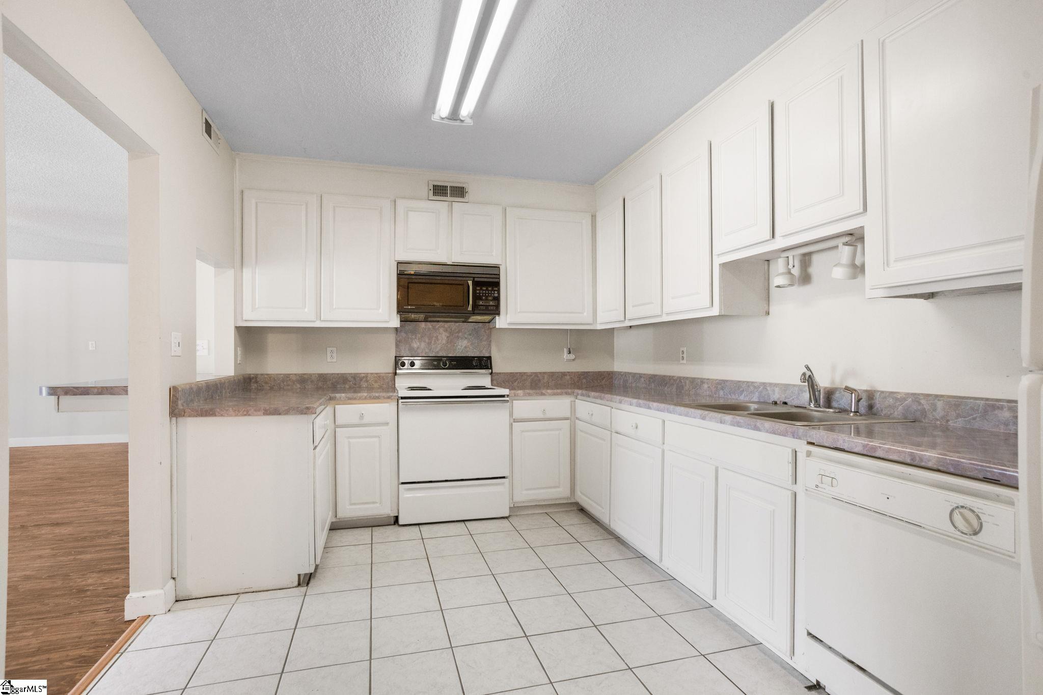 1 Sheridan Place Greer, SC 29650 - Photo 25 of 33