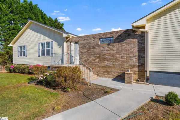 $549,650 | 1 Sheridan Place, Greer, SC 29650