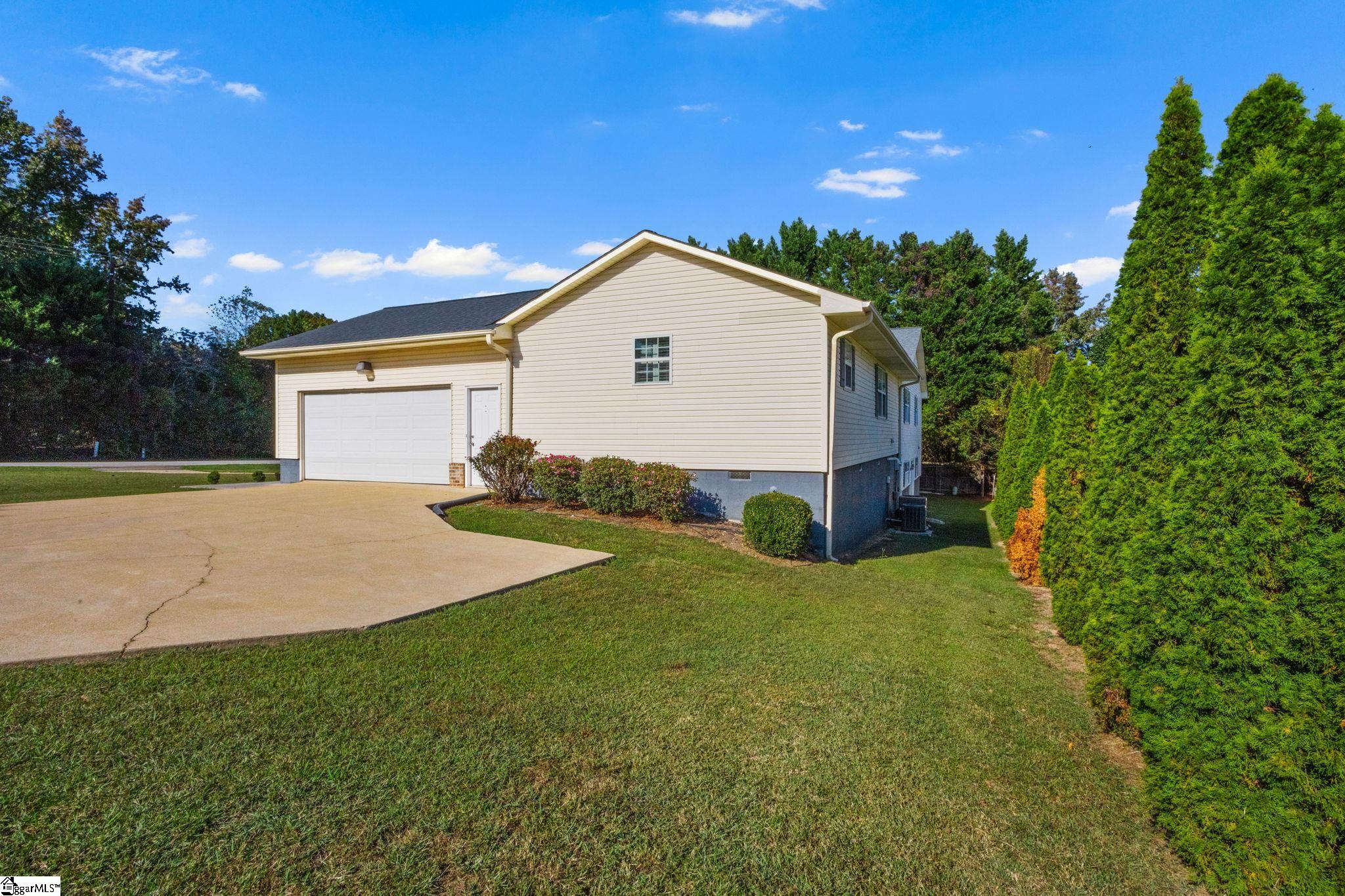 1 Sheridan Place Greer, SC 29650 - Photo 32 of 33