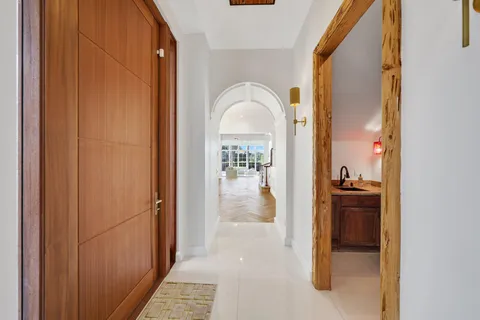 a en suite bathroom with a toilet