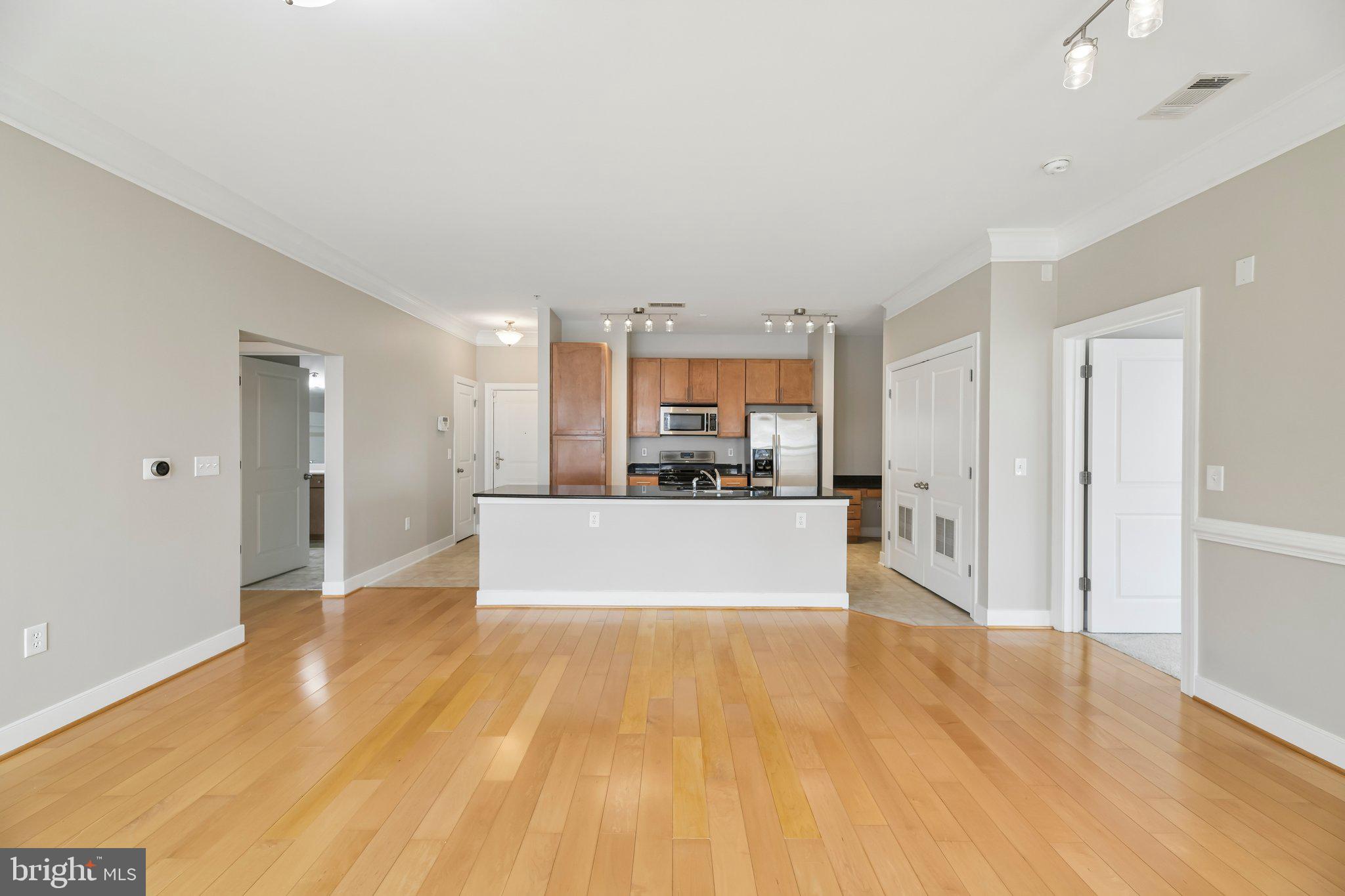 4703 Old Soper Road, Unit 545 Suitland, MD 20746 - Photo 5 of 44